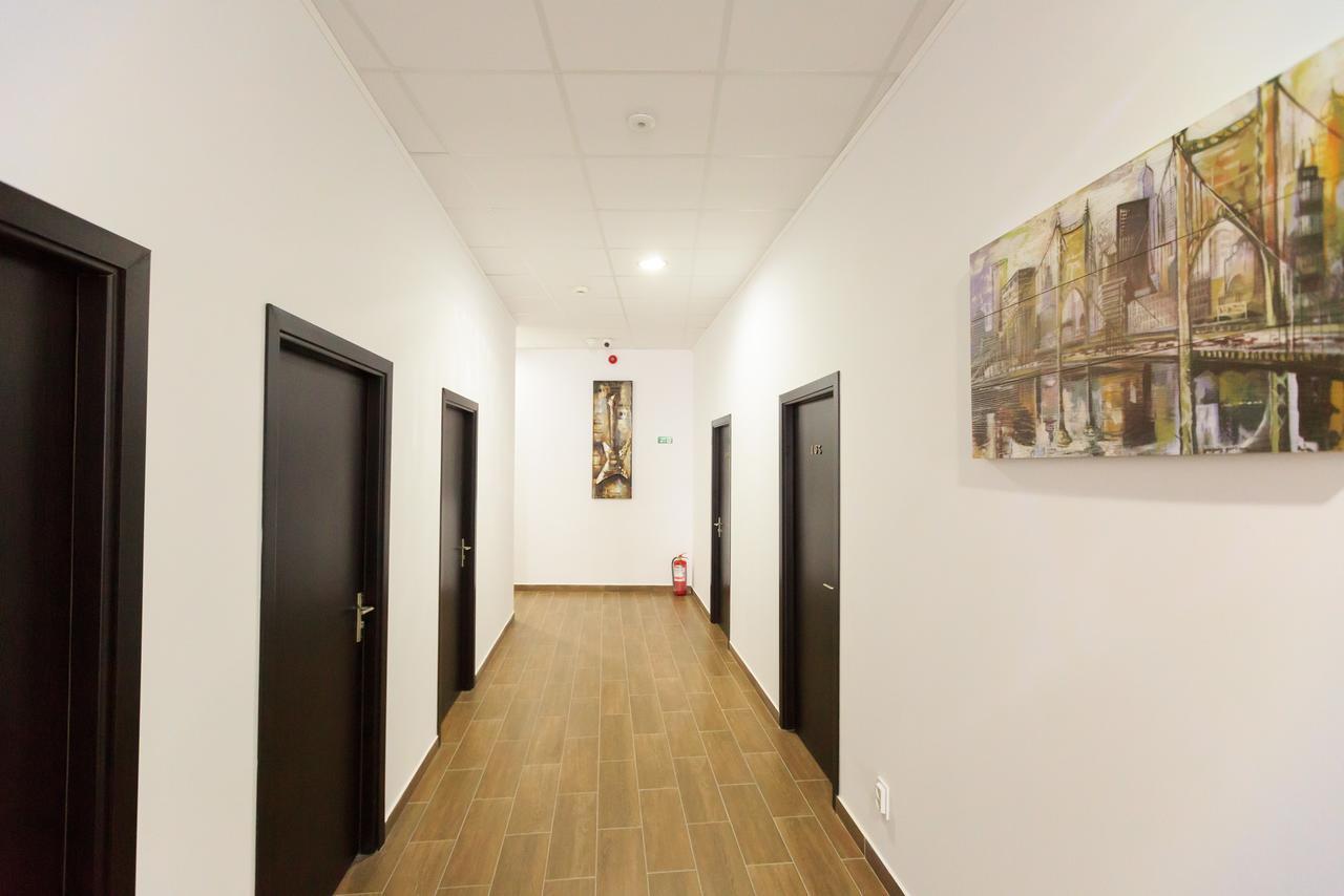 Corner Center Rental Buzau Exterior photo