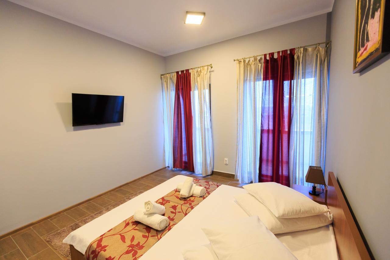 Corner Center Rental Buzau Exterior photo