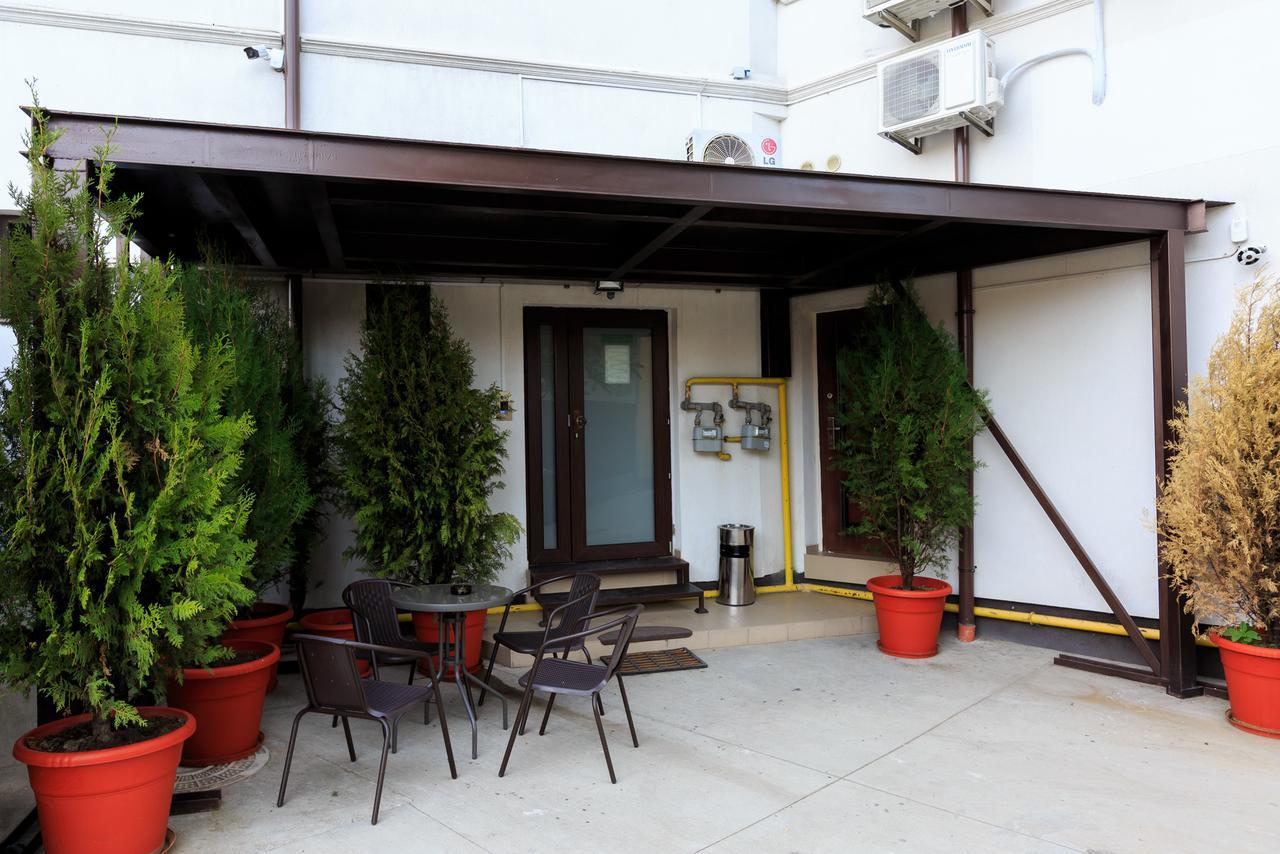 Corner Center Rental Buzau Exterior photo