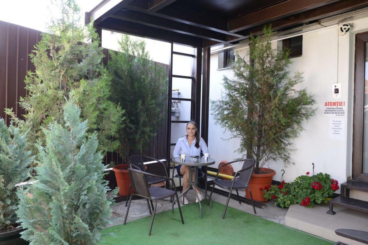 Corner Center Rental Buzau Exterior photo