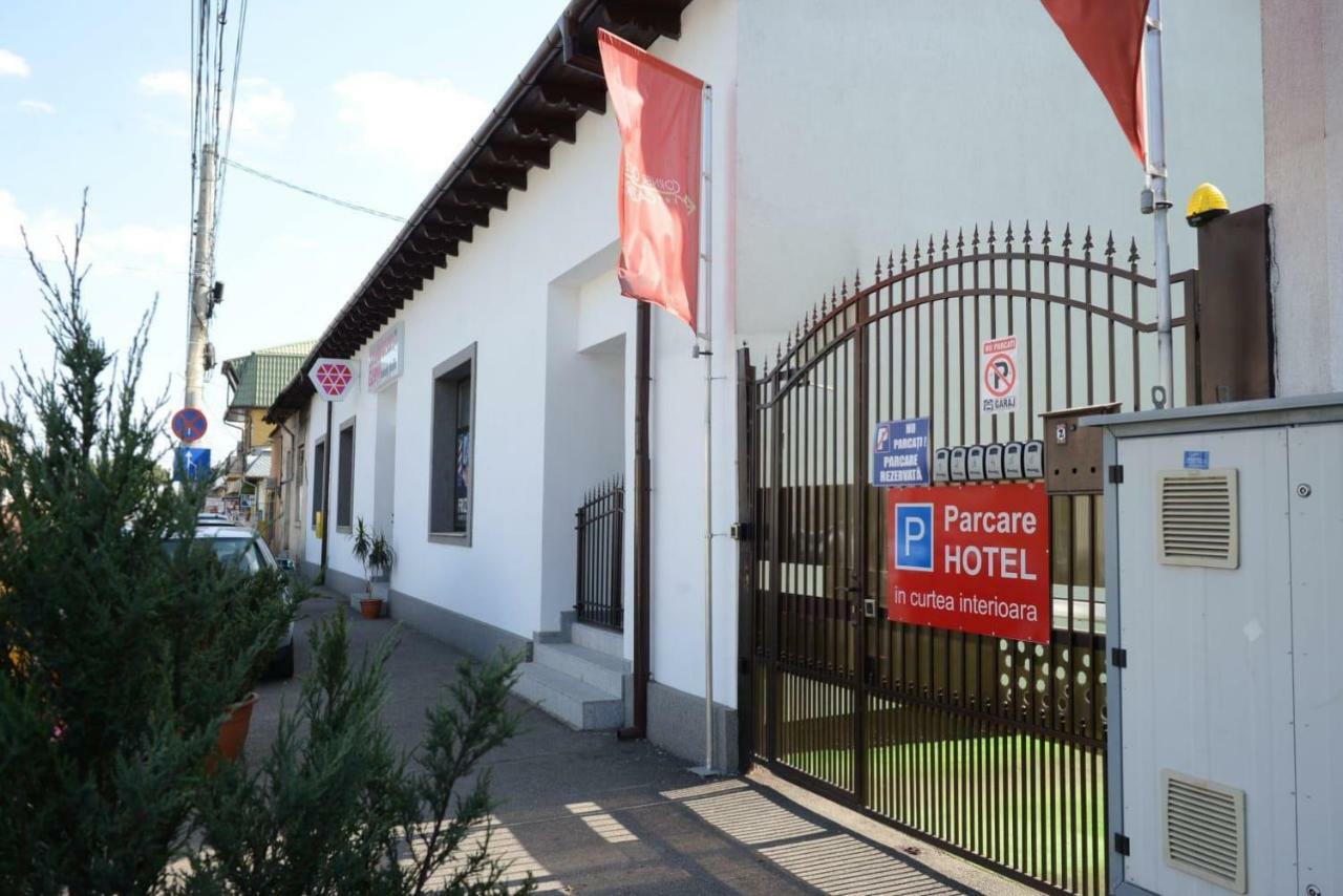 Corner Center Rental Buzau Exterior photo
